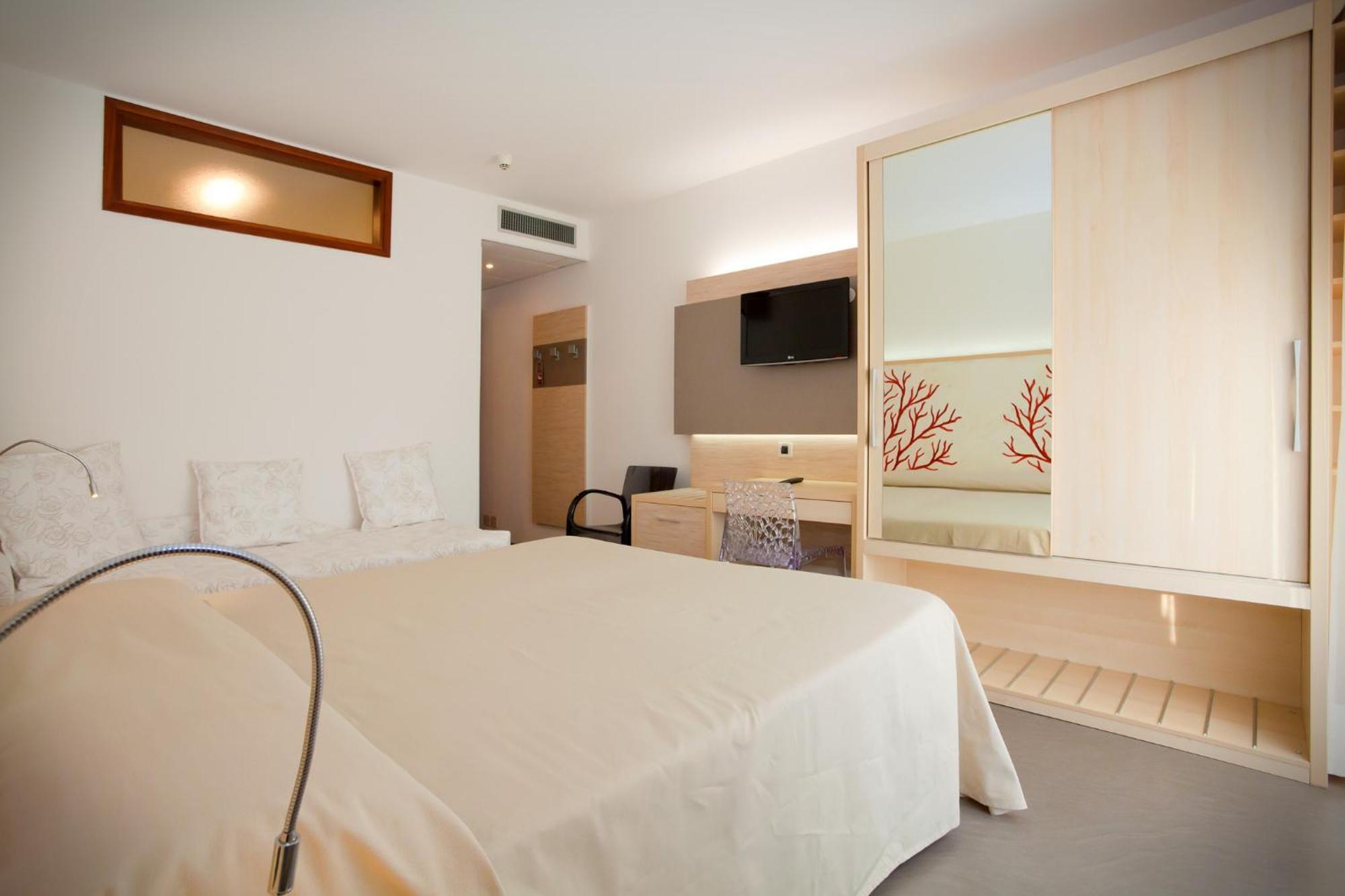 Hotel Savoy กาออร์เล ภายนอก รูปภาพ