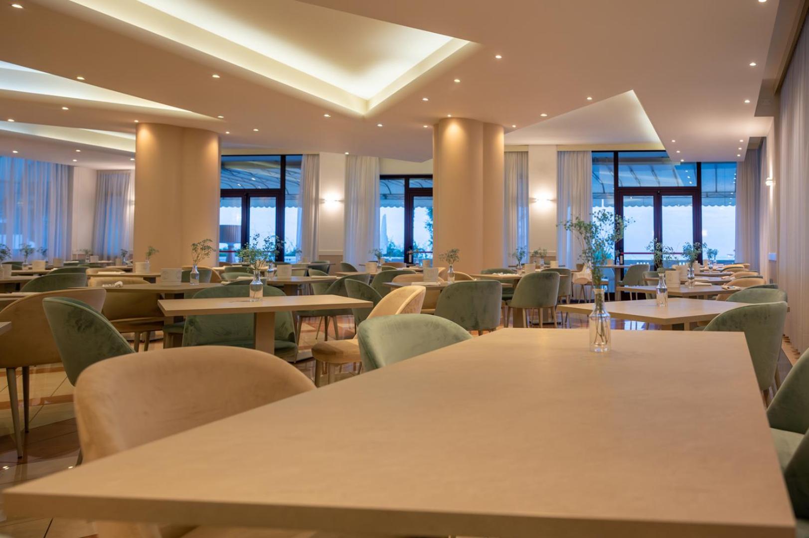 Hotel Savoy กาออร์เล ภายนอก รูปภาพ