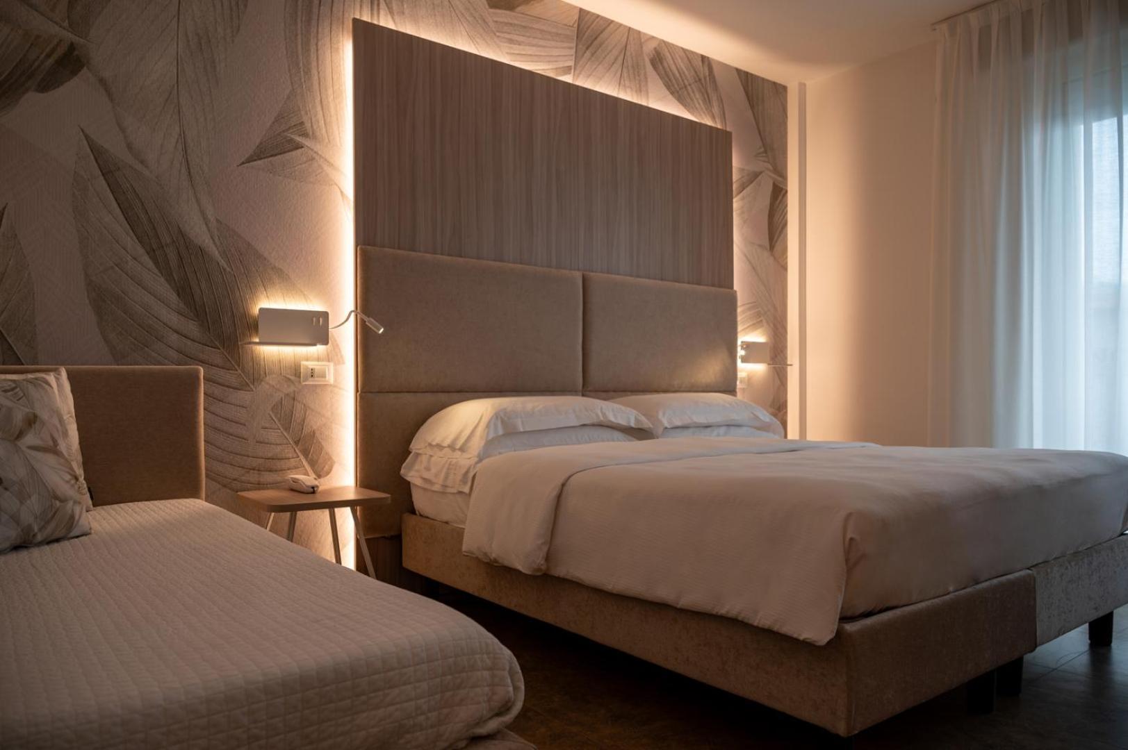 Hotel Savoy กาออร์เล ภายนอก รูปภาพ